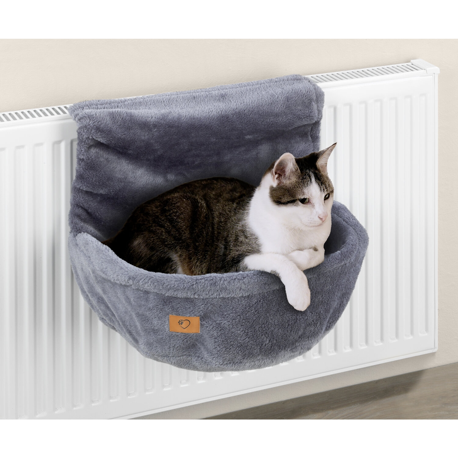 Gevlekt proza metaal Kattenhangmand voor verwarming – een fijn toevluchtsoord voor uw lieveling  Online bij Hobby Klok